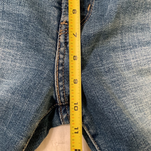 Levi’s High Rise Skinny Jeans - Picture 10 of 12